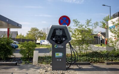 Les bornes de recharge électrique fleurissent